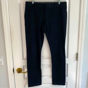 Gap Pants “Really Skinny” Black, Straight, Two-Way Stretch Size 10
